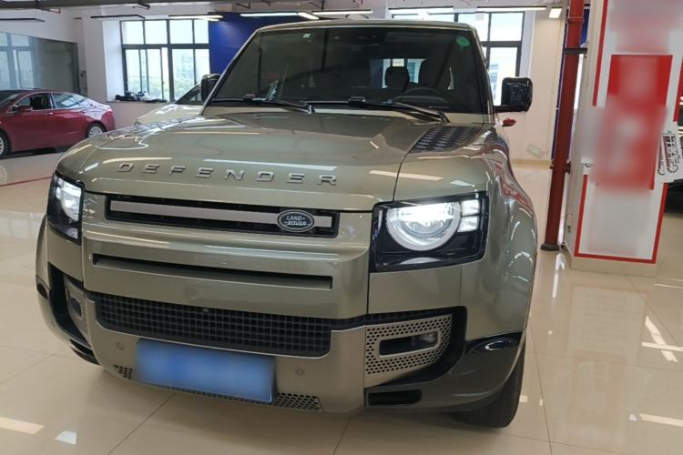 Used Land Rover Defender 2021 90 P400 X-DYNAMIC S Front