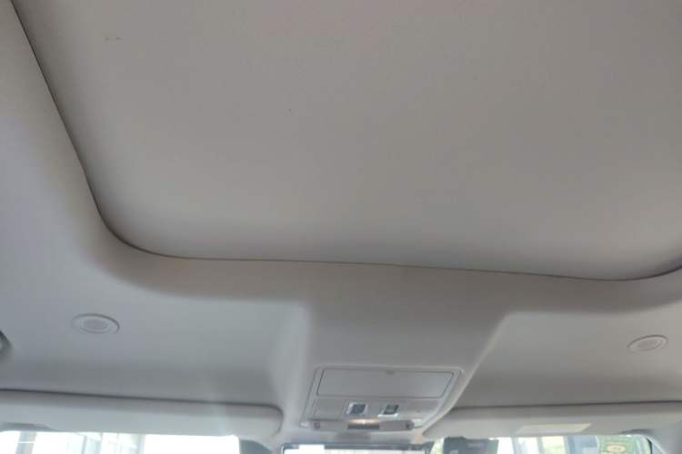 Used Land Rover Defender 2021 110 P400 X-DYNAMIC HSE Headliner