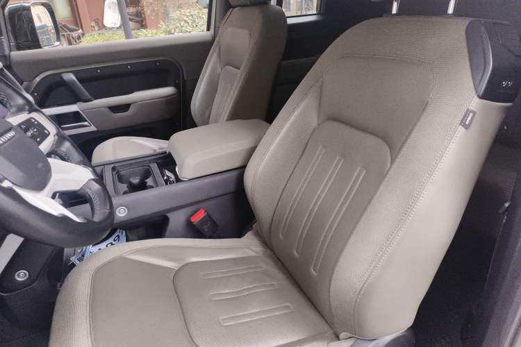 Used Land Rover Defender 2021 90 P400 Classic Reproduction Edition Left Front Seat