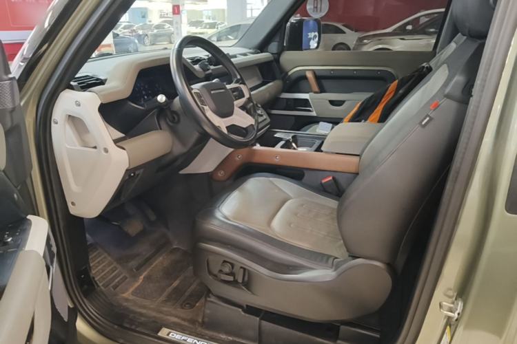 Used Land Rover Defender 2021 90 P400 X-DYNAMIC S Left Front Seat