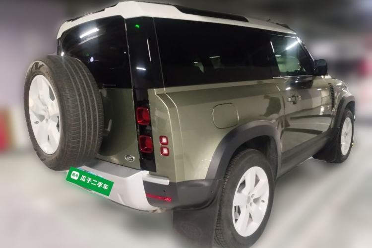Used Land Rover Defender 2021 90 P400 Classic Reproduction Edition Rear Right 45 Deg