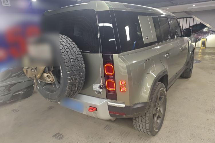 Used Land Rover Defender 2021 110 P400 X-DYNAMIC HSE Rear Right 45 Deg