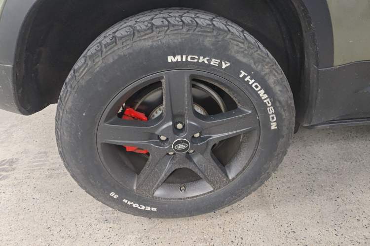 Used Land Rover Defender 2021 110 P400 X-DYNAMIC HSE Right Rear Wheel Hub