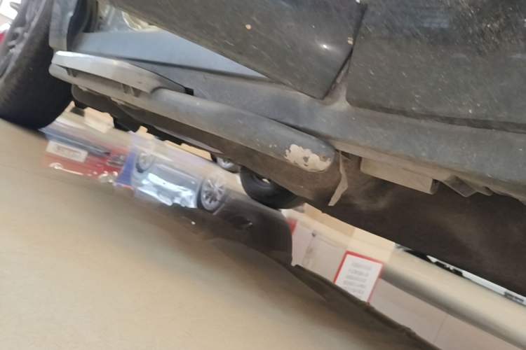 Used Land Rover Defender 2021 90 P400 X-DYNAMIC S Right Side Sill