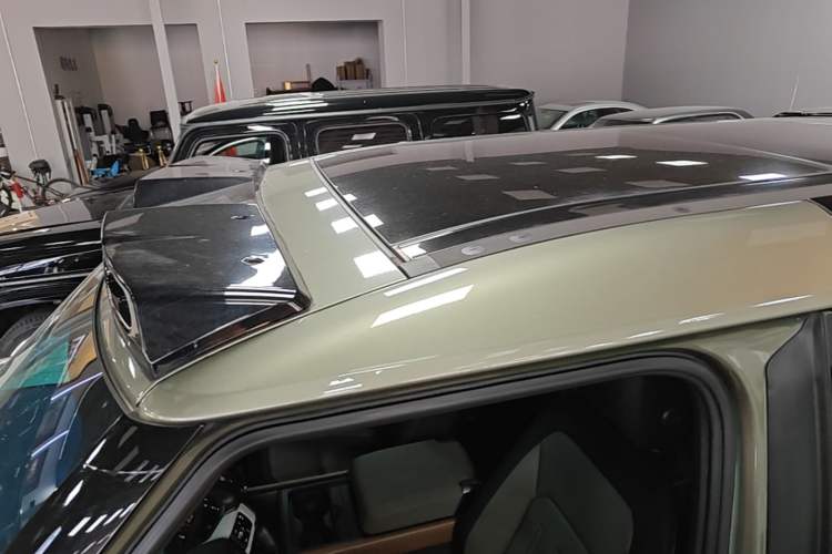 Used Land Rover Defender 2021 90 P400 X-DYNAMIC S Roof