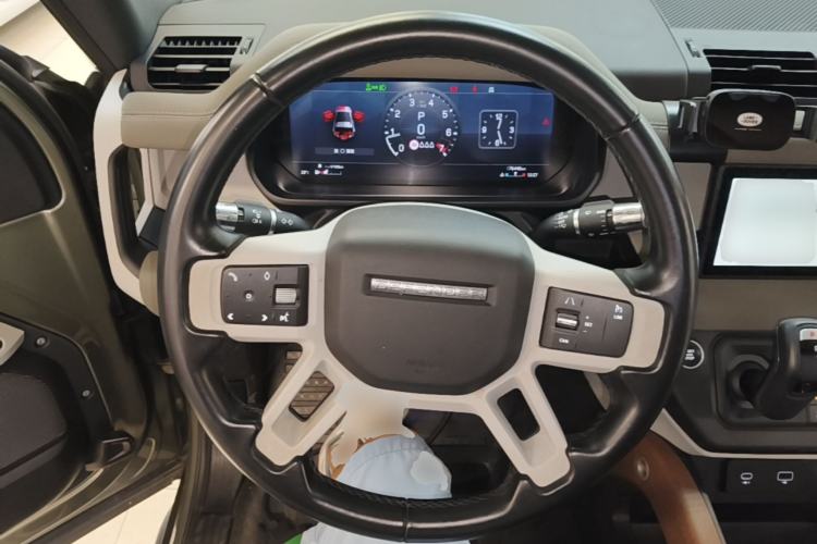 Used Land Rover Defender 2021 90 P400 X-DYNAMIC S Steering Wheel