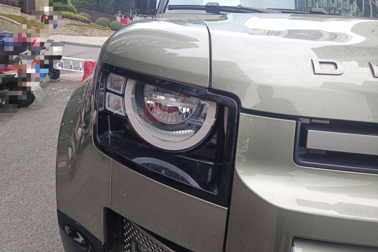 Used Land Rover Defender 2021 90 P400 X-DYNAMIC S Right Front Headlight