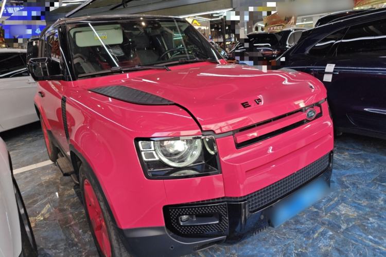 Used Land Rover Defender 2021 90 P400 Classic Reproduction Edition Exterior 2
