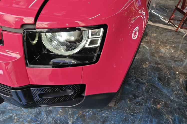 Used Land Rover Defender 2021 90 P400 Classic Reproduction Edition Left Front Headlight