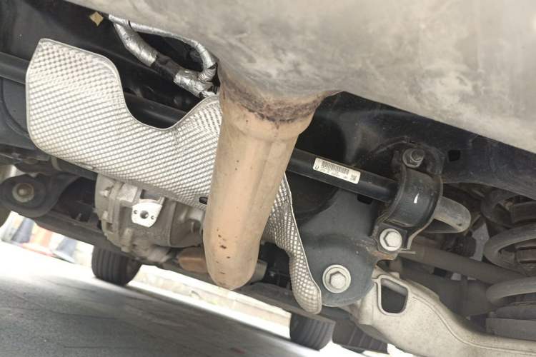 Used Land Rover Defender  Chassis Rear