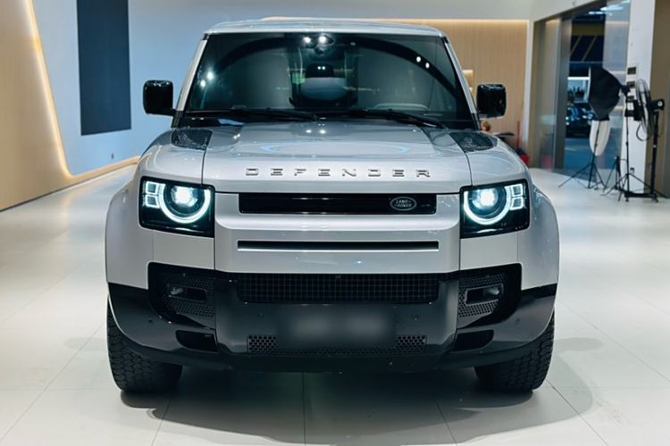Used Land Rover Defender 2021 90 P400 X-DYNAMIC S Exterior 1