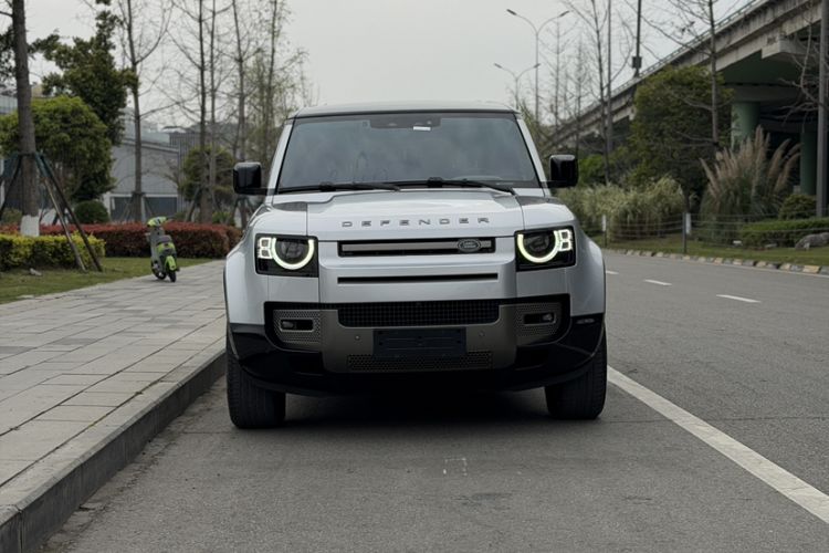 Used Land Rover Defender 2021 110 P400 X-DYNAMIC HSE Exterior 5