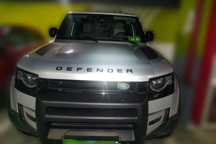 Used Land Rover Defender 2021 90 P400 Classic Reproduction Edition Front