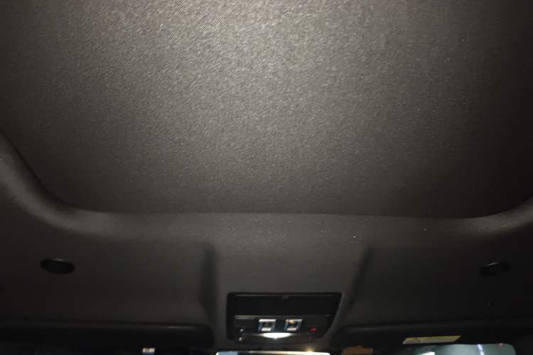 Used Land Rover Defender 2021 110 P400 X Headliner
