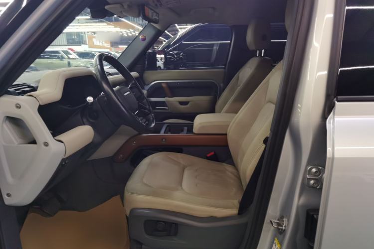 Used Land Rover Defender 2021 110 P400 SE Left Front Seat
