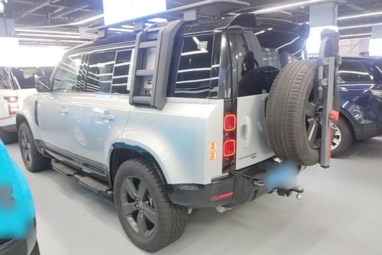 Used Land Rover Defender 2021 110 P400 X-DYNAMIC HSE Rear Left 45 Deg