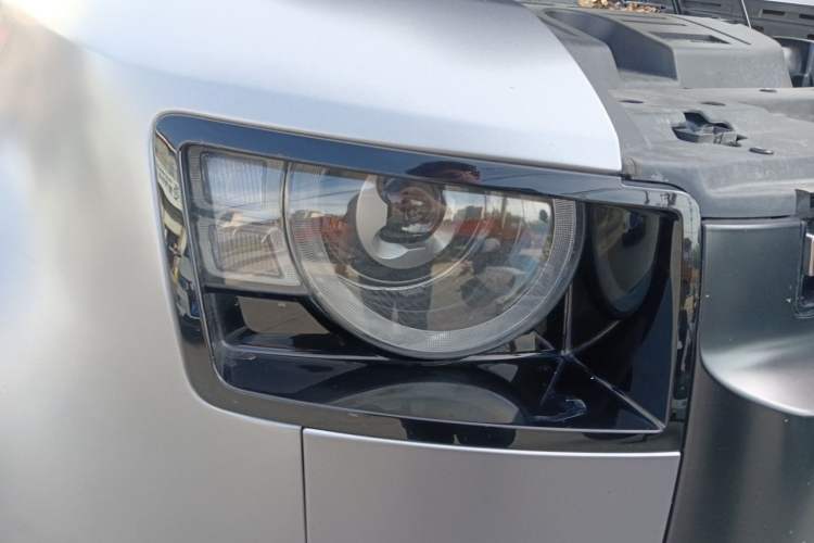Used Land Rover Defender 2021 110 P400 X Right Front Headlight