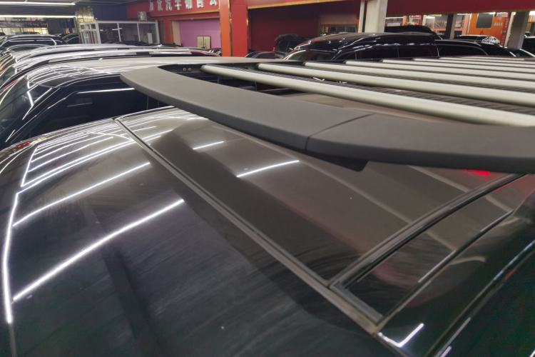 Used Land Rover Defender 2021 110 P400 SE Roof
