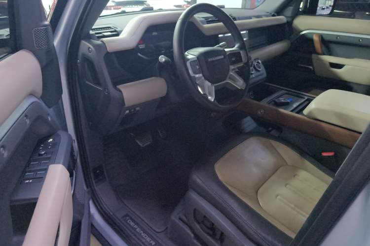 Used Land Rover Defender 2021 110 P400 X-DYNAMIC HSE Driver Seat