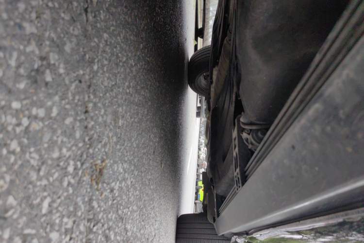 Used Land Rover Defender 2022 110 P400 X-DYNAMIC HSE Chassis Front Left