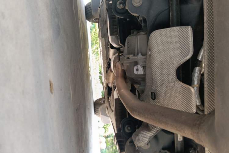 Used Land Rover Defender  Chassis Rear