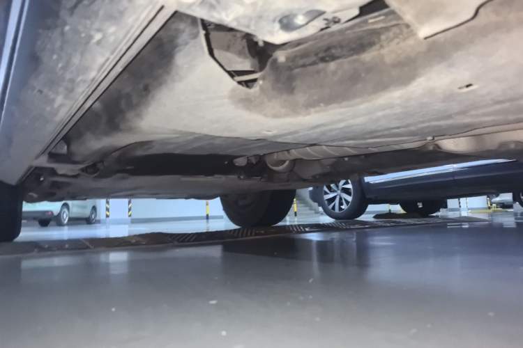 Used Land Rover Defender 2022 110 P400 X-DYNAMIC HSE Chassis Rear Left