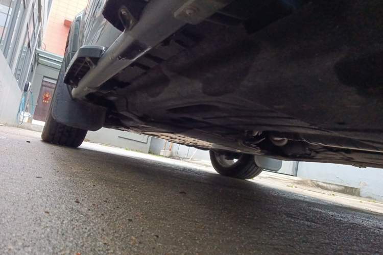 Used Land Rover Defender  Chassis Rear Left