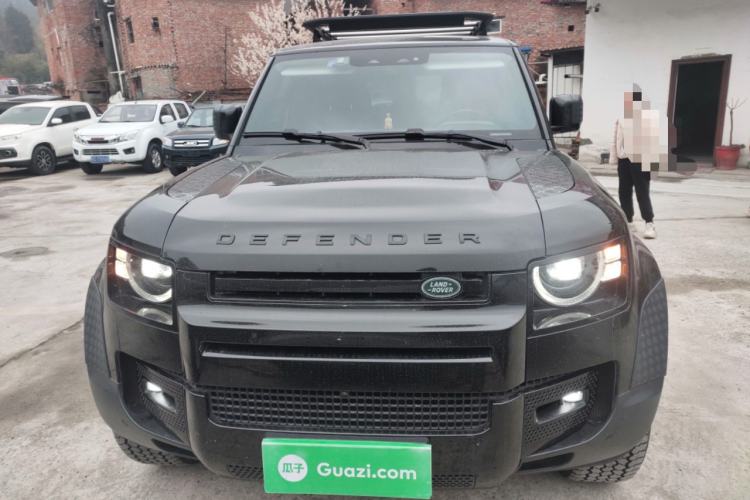 Used Land Rover Defender 2022 110 P400 Dark Edition Front