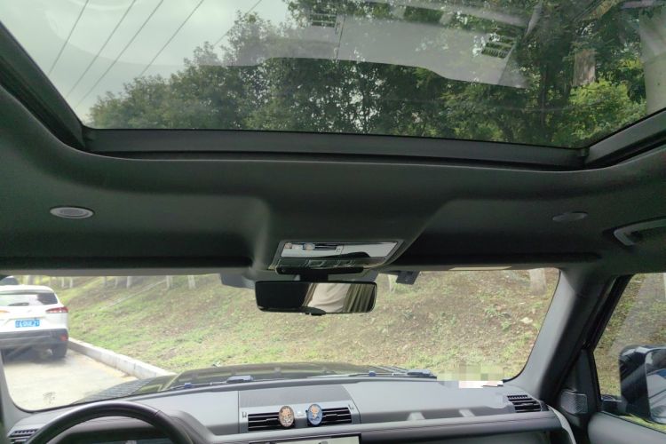 Used Land Rover Defender 2022 110 P400 X-DYNAMIC HSE Headliner