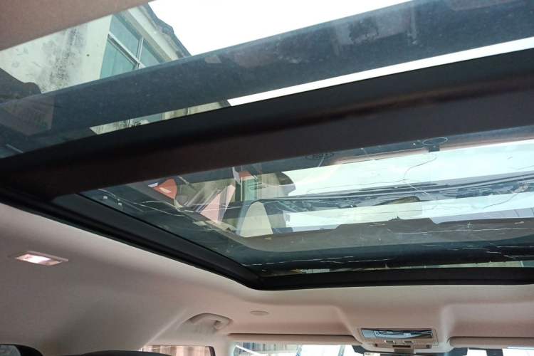 Used Land Rover Defender 2022 110 P400 X-DYNAMIC HSE Headliner