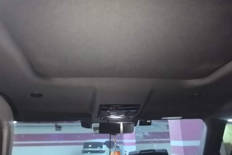 Used Land Rover Defender 2022 110 P400 X-DYNAMIC HSE Headliner