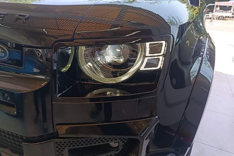 Used Land Rover Defender 2022 90 3.0T P400 XS Left Front Headlight
