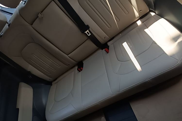 Used Land Rover Defender 2022 90 3.0T P400 XS Left Rear Seat