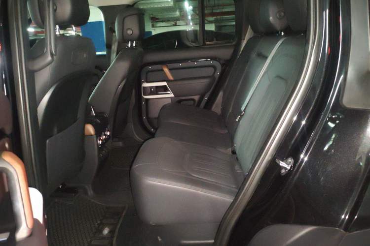 Used Land Rover Defender 2022 110 P400 Dark Edition Left Rear Seat