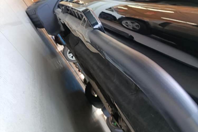 Used Land Rover Defender 2022 90 3.0T P400 XS Left Side Sill