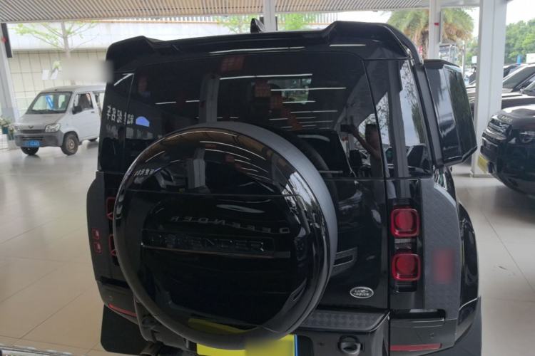 Used Land Rover Defender 2022 110 P400 X-DYNAMIC HSE Rear