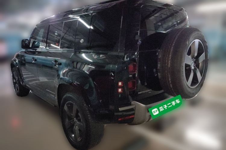 Used Land Rover Defender 2022 110 P400 X-DYNAMIC HSE Rear Left 45 Deg