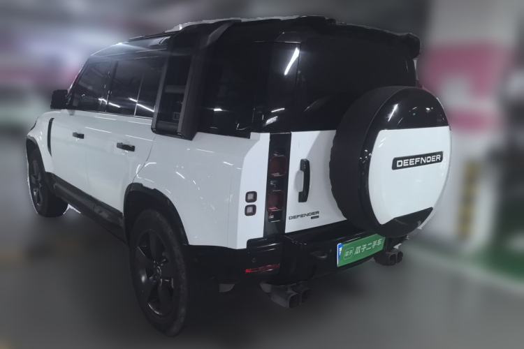 Used Land Rover Defender 2022 110 P400 X-DYNAMIC HSE Rear Left 45 Deg