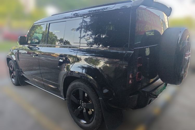 Used Land Rover Defender 2022 110 P400 X-DYNAMIC HSE Rear Left 45 Deg