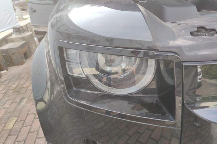 Used Land Rover Defender 2022 110 P400 X-DYNAMIC HSE Right Front Headlight