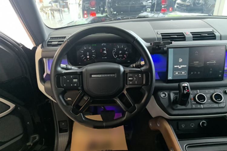 Used Land Rover Defender 2022 110 P400 X-DYNAMIC HSE Steering Wheel