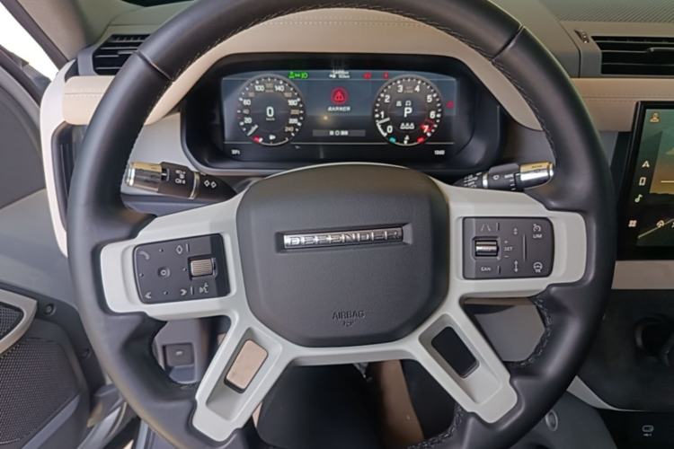 Used Land Rover Defender 2022 90 3.0T P400 XS Steering Wheel