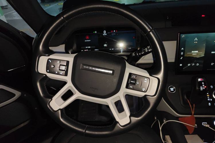 Used Land Rover Defender 2022 90 3.0T P400 XS Steering Wheel