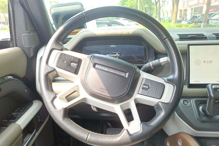Used Land Rover Defender 2022 110 P400 X-DYNAMIC HSE Steering Wheel