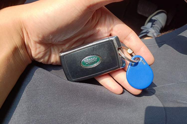 Used Land Rover Defender 2022 110 P400 X-DYNAMIC HSE Vehicle Key