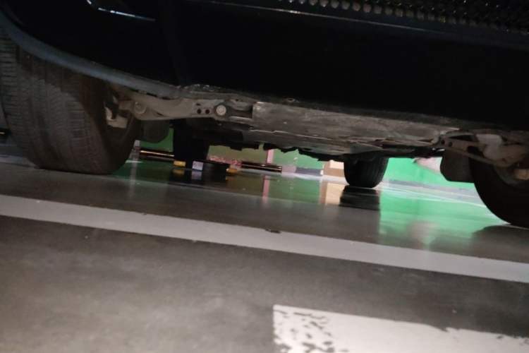 Used Land Rover Defender 2022 90 2.0T P300 X-DYNAMIC HSE Chassis Front
