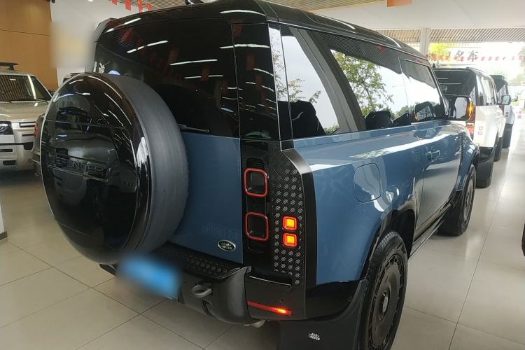 Used Land Rover Defender 2022 90 2.0T P300 X-DYNAMIC HSE Exterior 5
