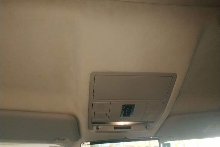 Used Land Rover Defender 2022 90 2.0T P300 X-DYNAMIC HSE Headliner