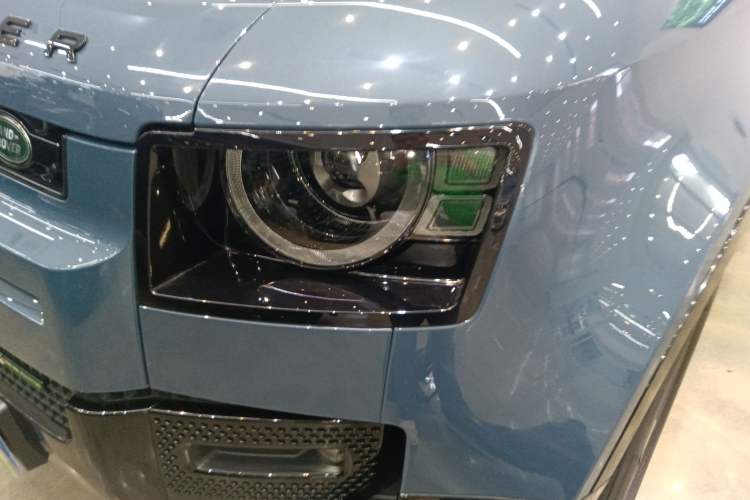 Used Land Rover Defender 2022 90 2.0T P300 X-DYNAMIC HSE Left Front Headlight