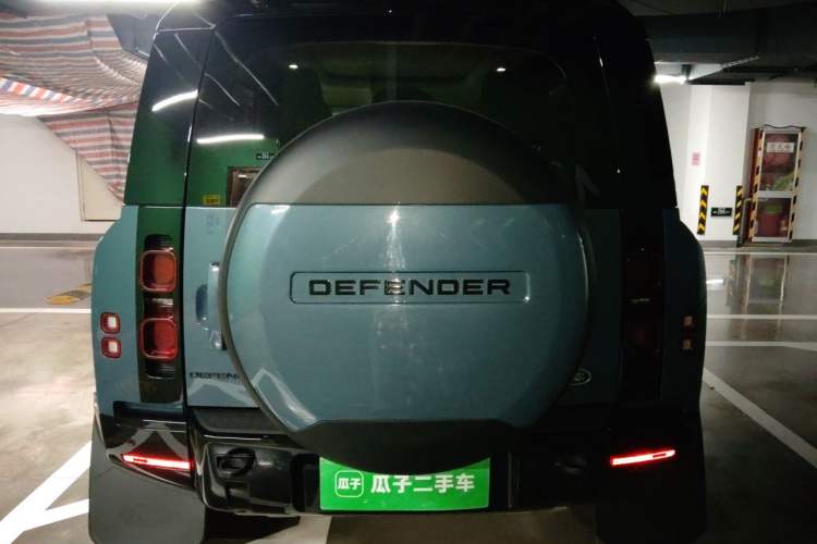 Used Land Rover Defender 2022 90 2.0T P300 X-DYNAMIC HSE Rear